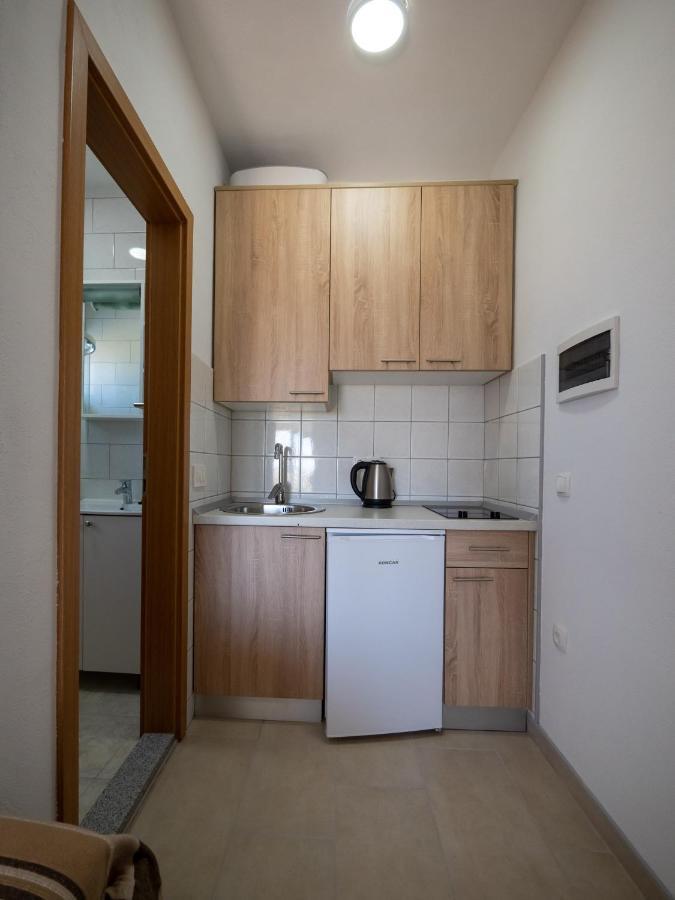 Apartments Tri Mora Ražanac 외부 사진