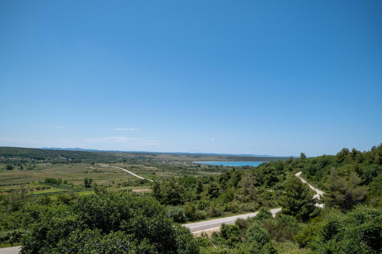 Apartments Tri Mora Ražanac 외부 사진