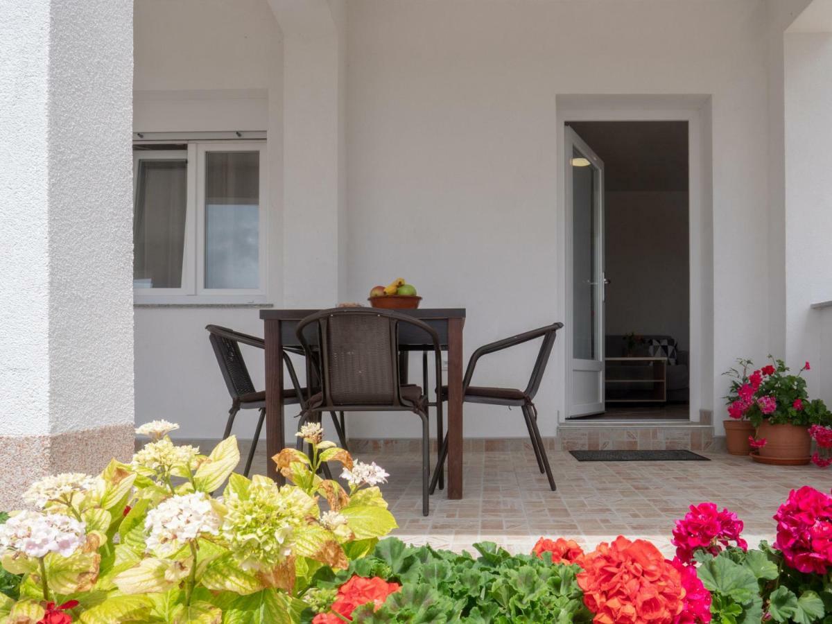 Apartments Tri Mora Ražanac 외부 사진